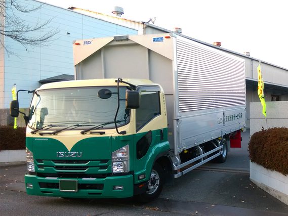 茨城流通サービス株式会社のトラックの写真