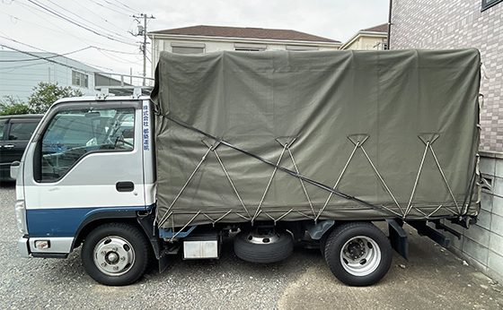 株式会社都築運輸のトラックの写真