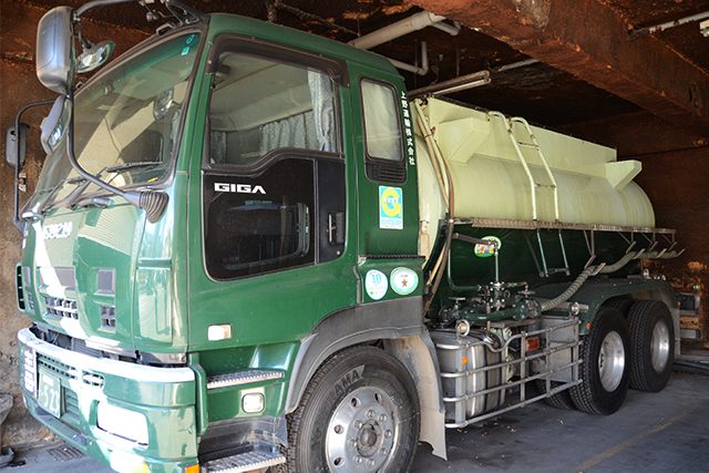 上野運輸株式会社のトラック写真