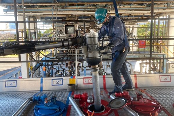 渡邊倉庫運送株式会社の業務風景