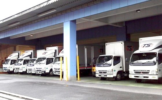 東京サービス株式会社の車両の画像