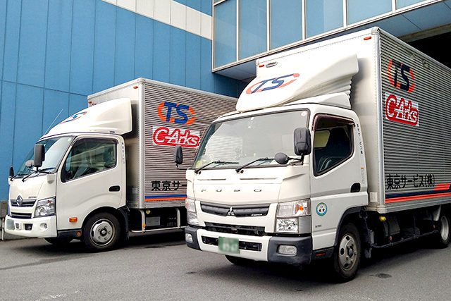 東京サービス株式会社の車両の画像