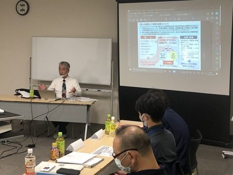 東京港運送株式会社の社員教育風景の写真