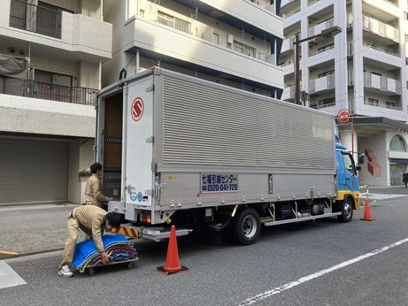 引越しの作業風景