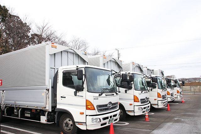 中央車輌輸送株式会社のトラック写真