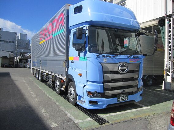 千代田運輸株式会社の車両の画像