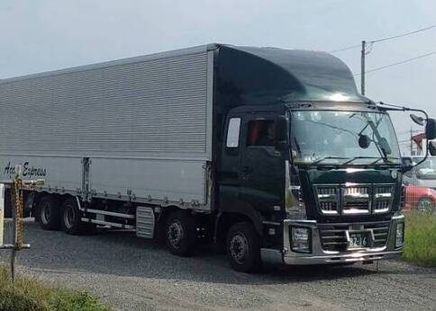 株式会社アクセルのトラックの写真