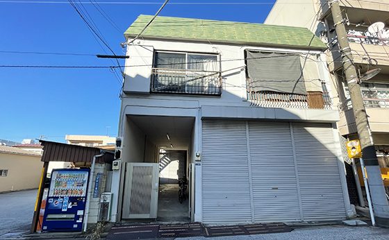 吉澤運輸株式会社の社屋の写真