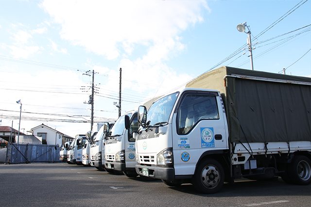 有限会社柳沢運輸のトラック写真